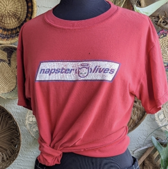 Napster M Vintage Grunge T-shirt Graphic Tee